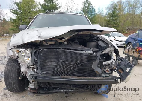 2010 Ford Escape Xlt from USA, damaged, VIN 1FMCU9DG3AKA70669